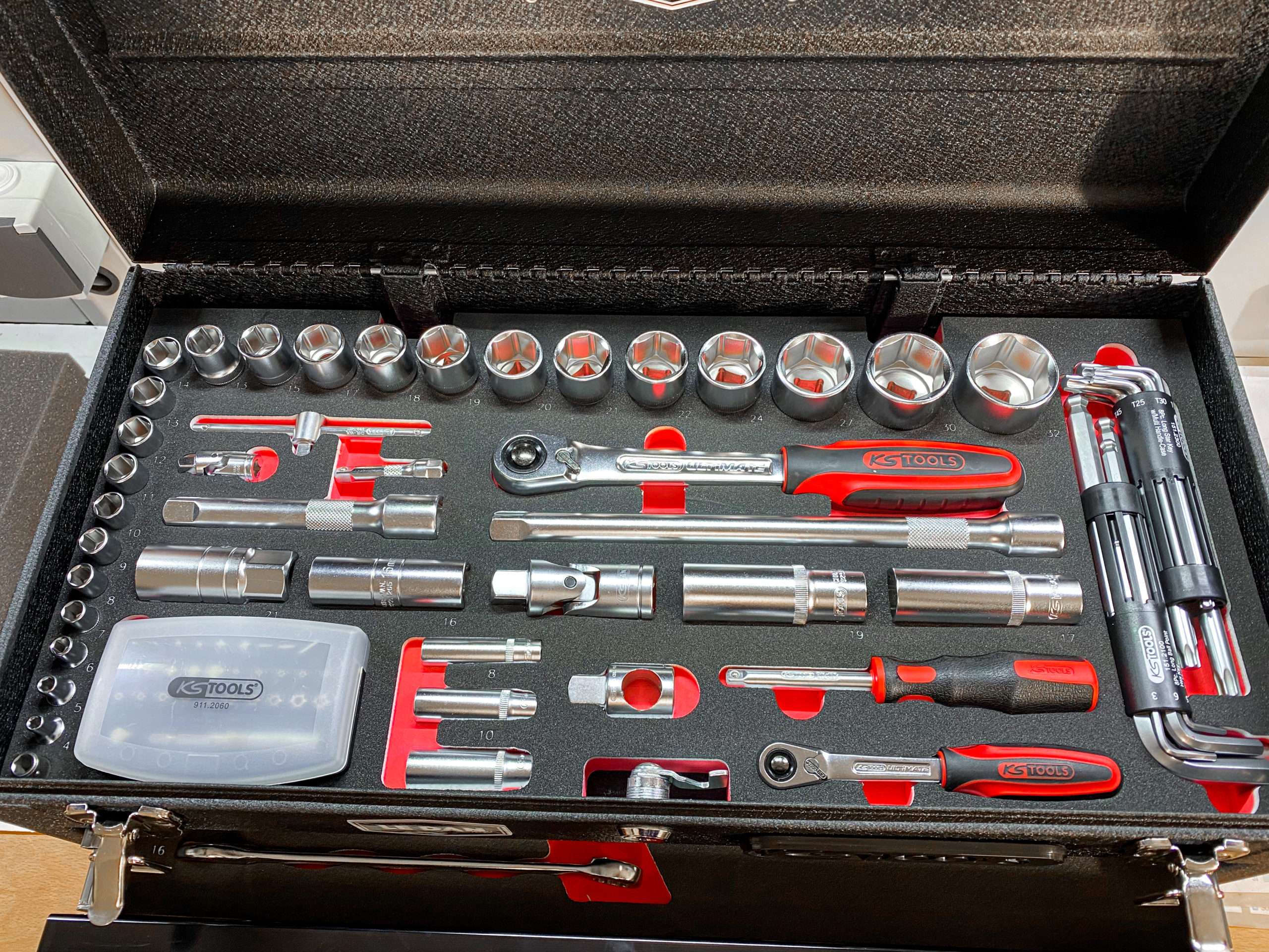 Ks Tools Caisse à outils KS TOOLS - Bi-matière - 582x 298x 255